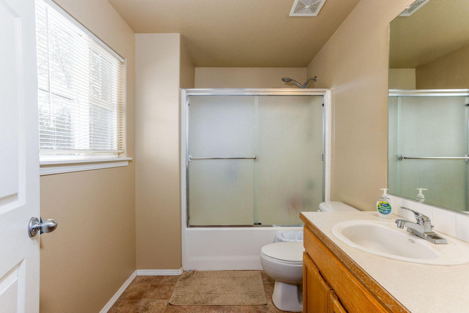 Photo of 16621 Wm Foss Road 17 of 24