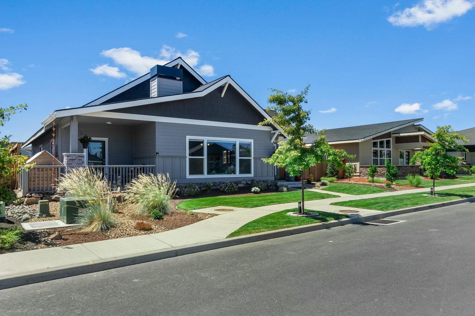 Photo of 703 13th 1 of 28