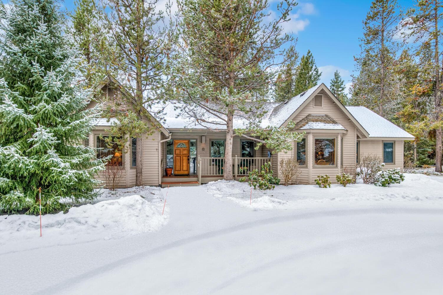 Photo of 17905 Sandtrap Lane 1 of 47