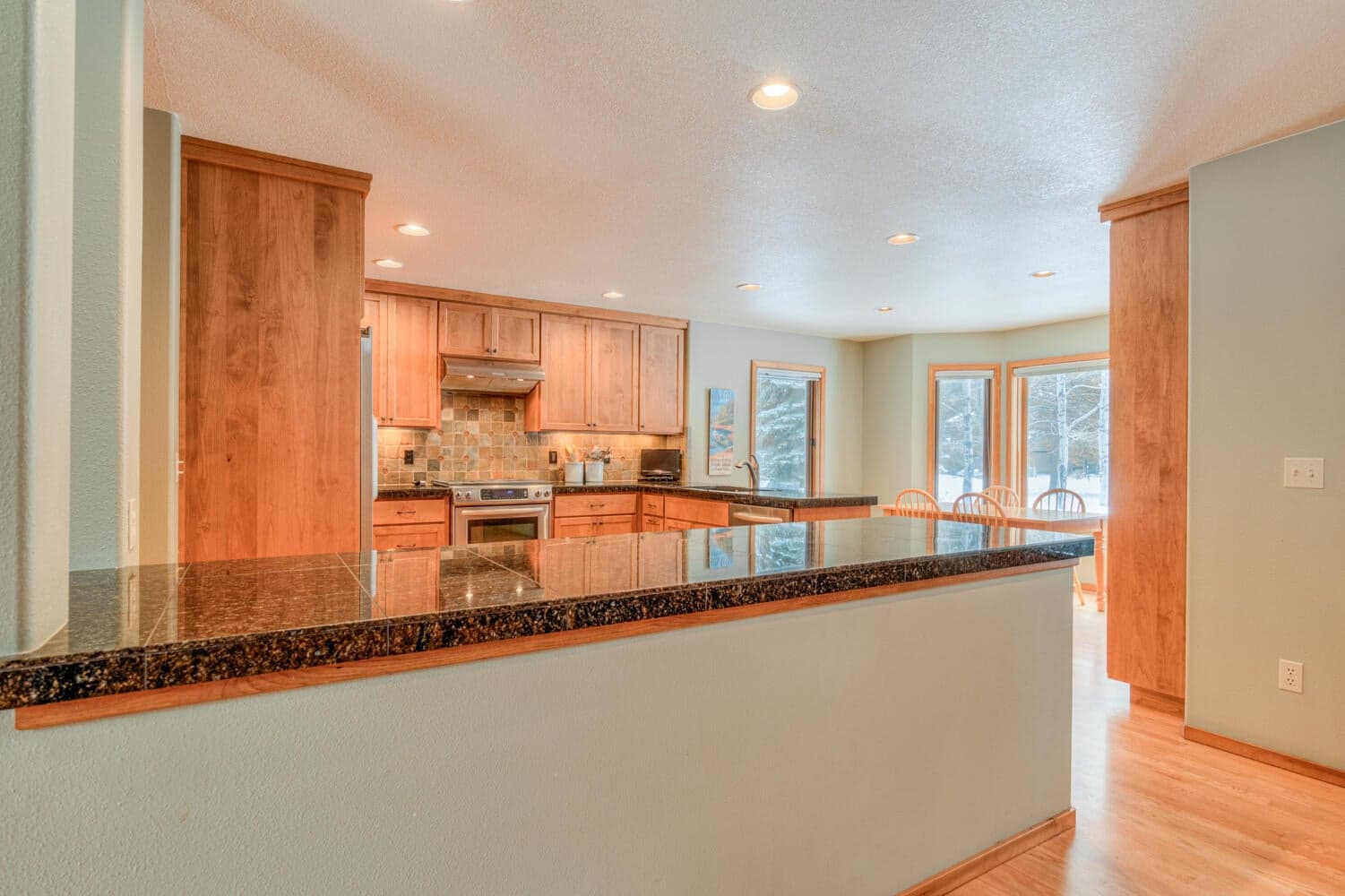 Photo of 17905 Sandtrap Lane 11 of 47