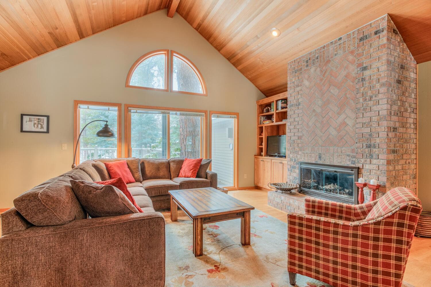 Photo of 17905 Sandtrap Lane 20 of 47