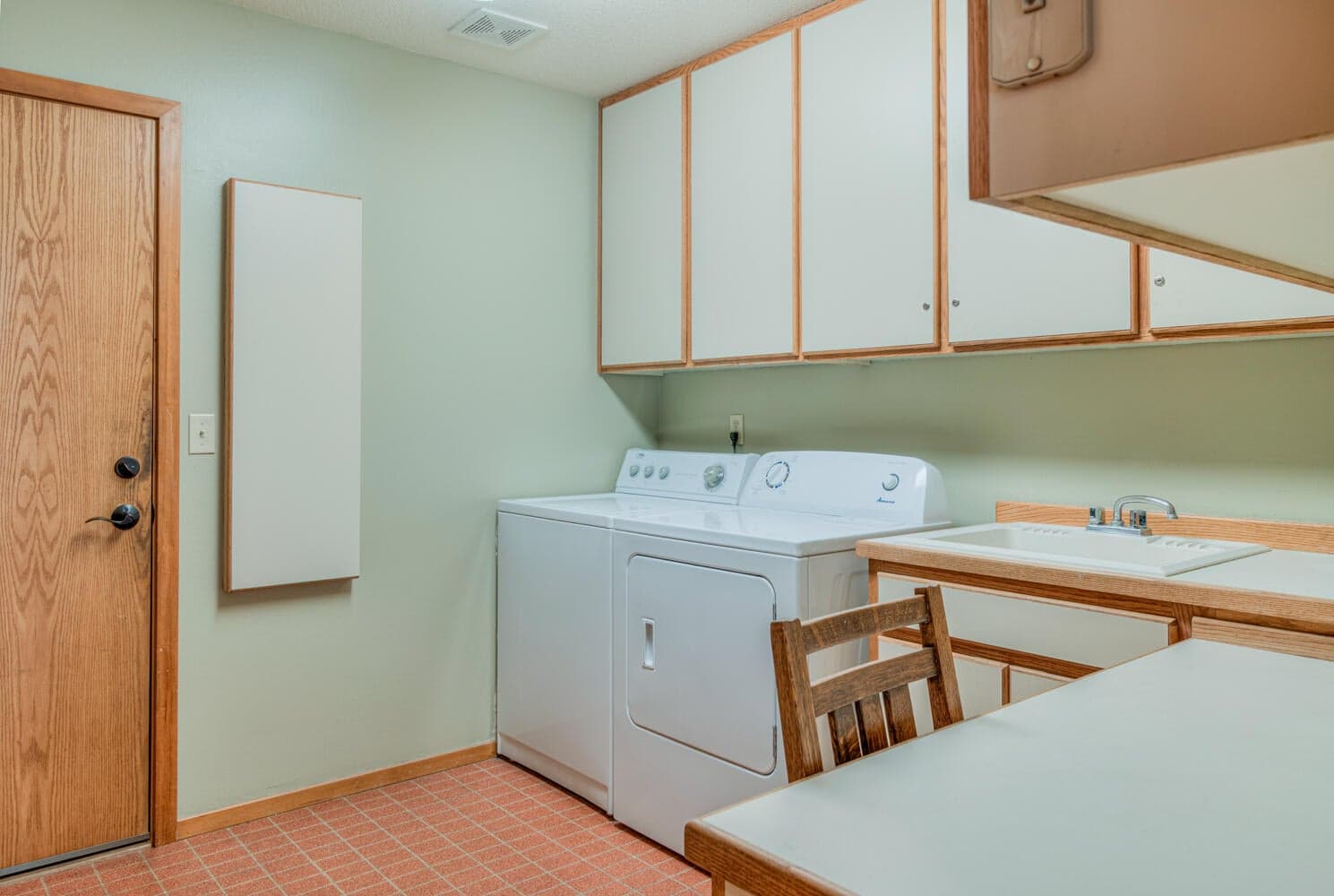 Photo of 17905 Sandtrap Lane 25 of 47