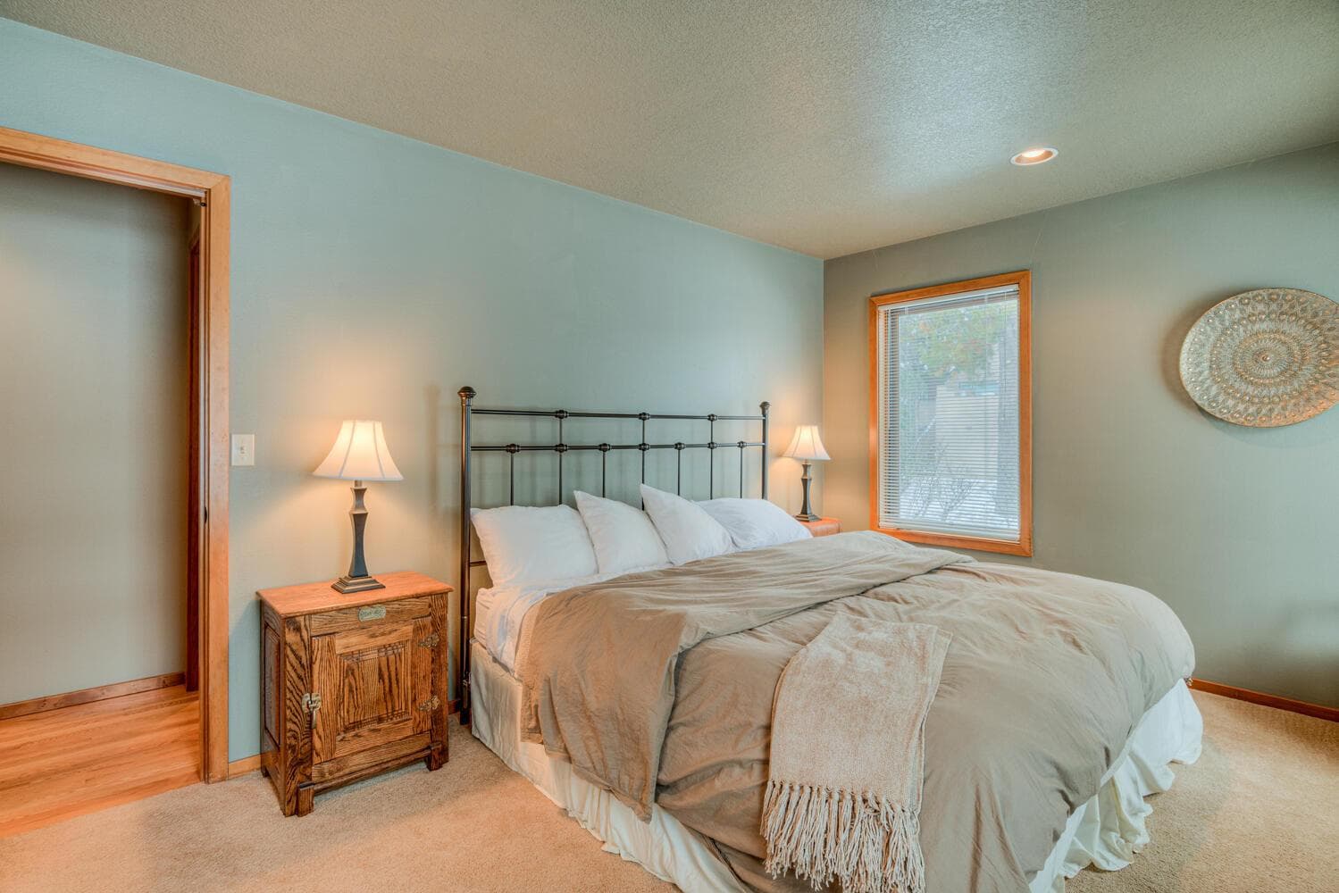 Photo of 17905 Sandtrap Lane 31 of 47