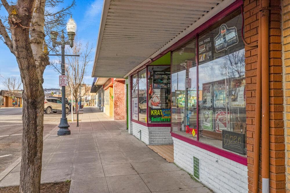 Photo of 1023 Main 3 of 65