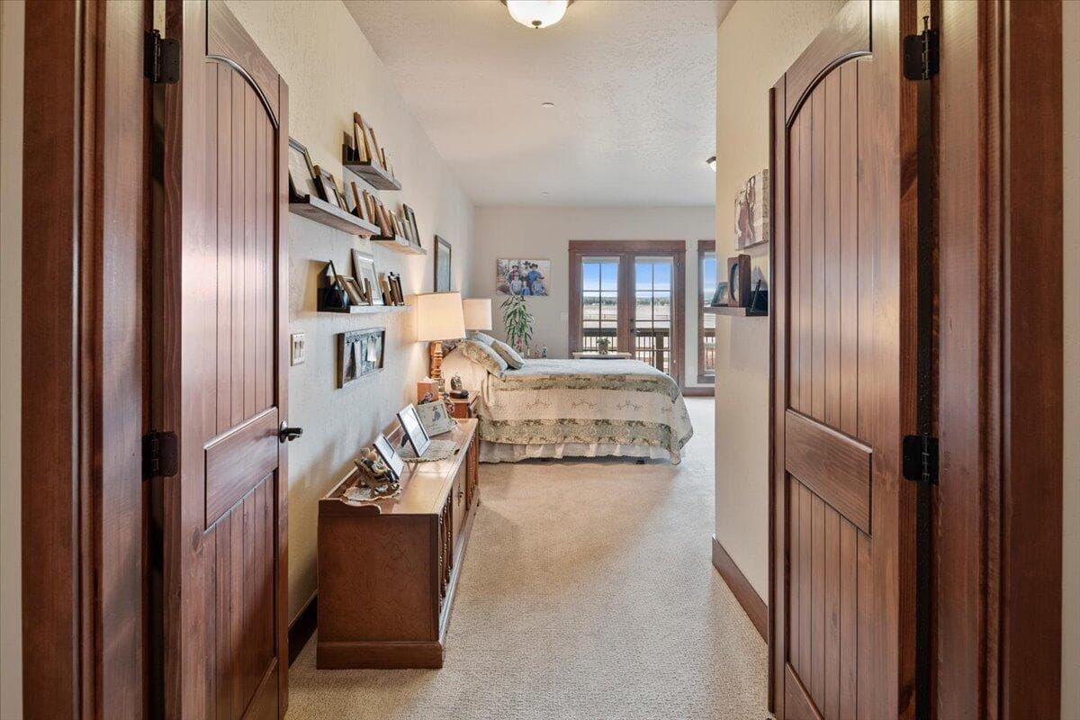 Photo of 3155 SW 53rd Court 18 of 51