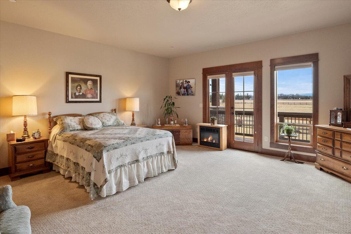 Photo of 3155 SW 53rd Court 20 of 51