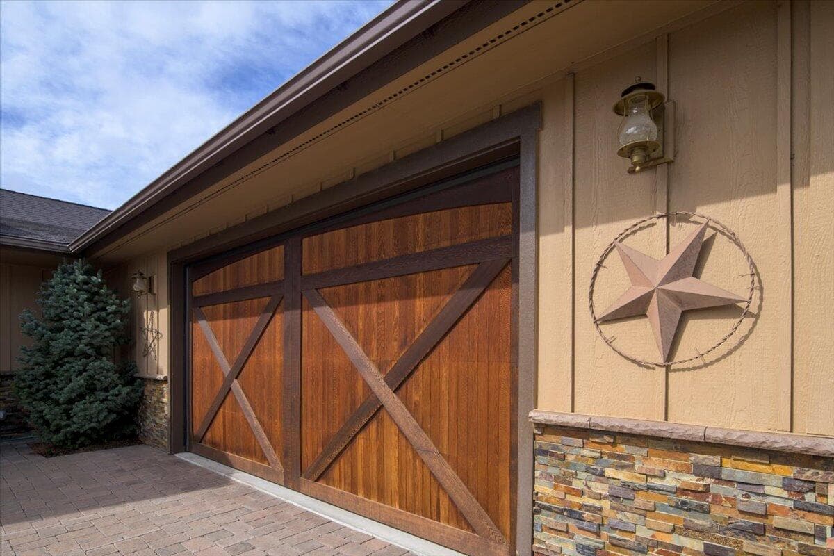 Photo of 3155 SW 53rd Court 39 of 51