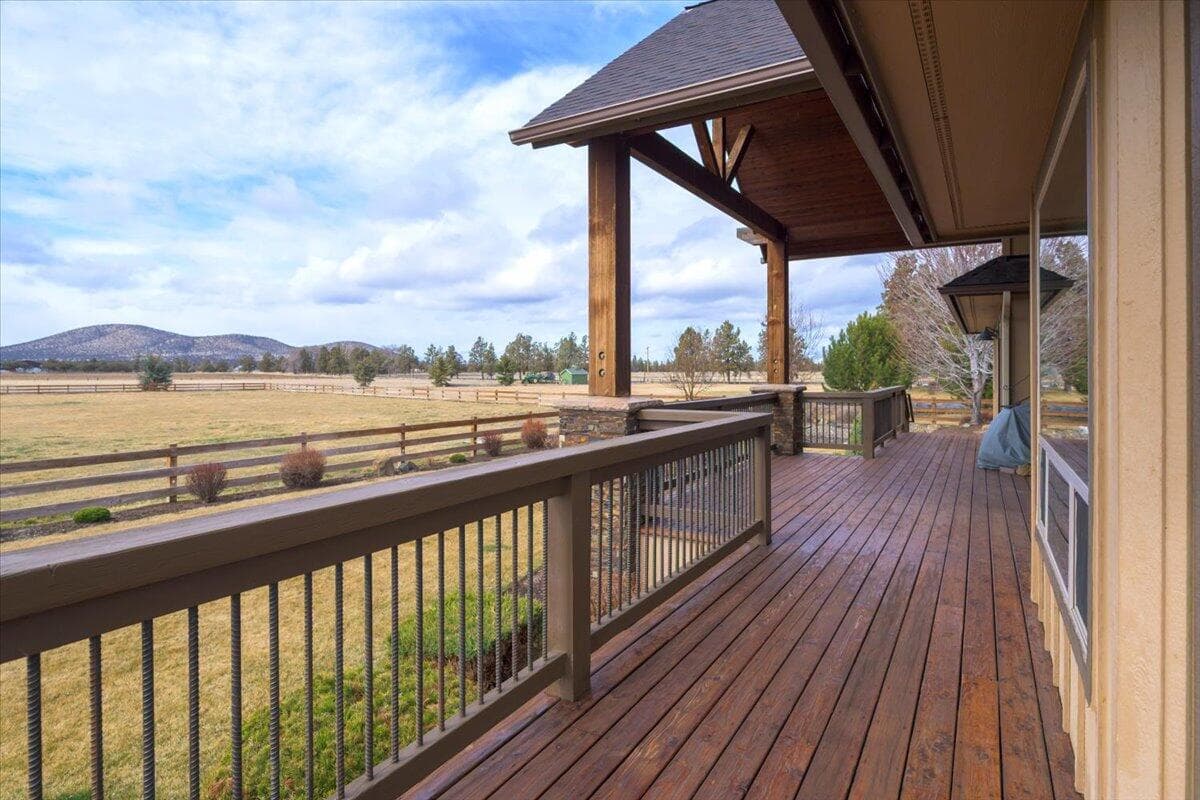 Photo of 3155 SW 53rd Court 43 of 51