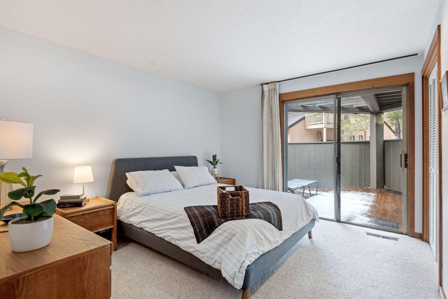 2nd bedroom downstairs with full sliding door.