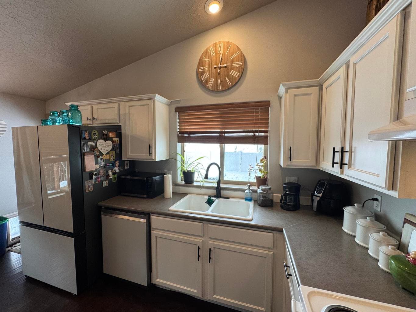 Photo of 51287 Riley Lane 7 of 26