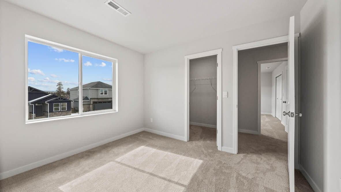 Photo of 21625 SE Fuji Drive 23 of 34