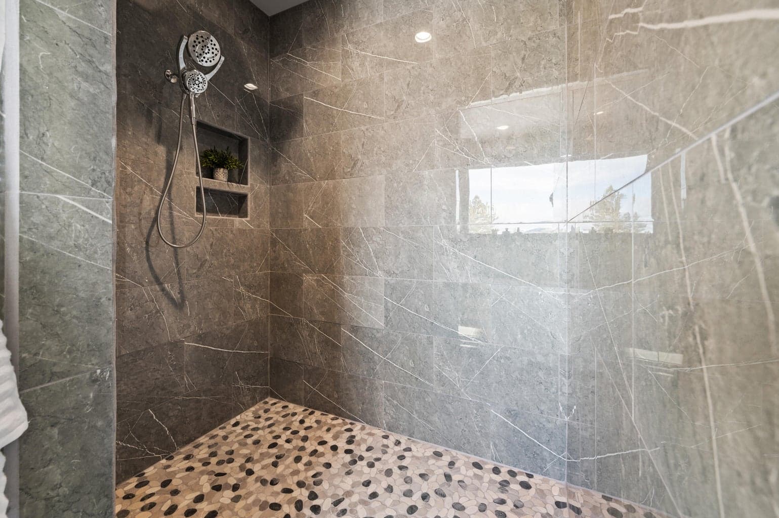 Photo of 2502 SE Kennedy Way 31 of 71