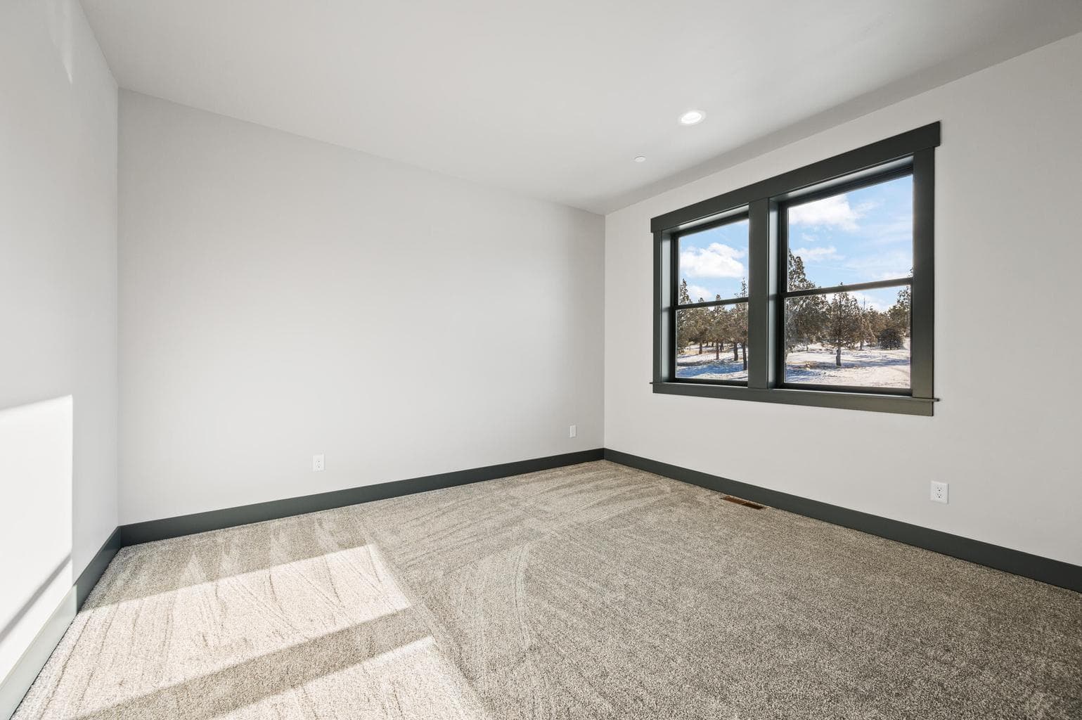 Photo of 2502 SE Kennedy Way 41 of 71
