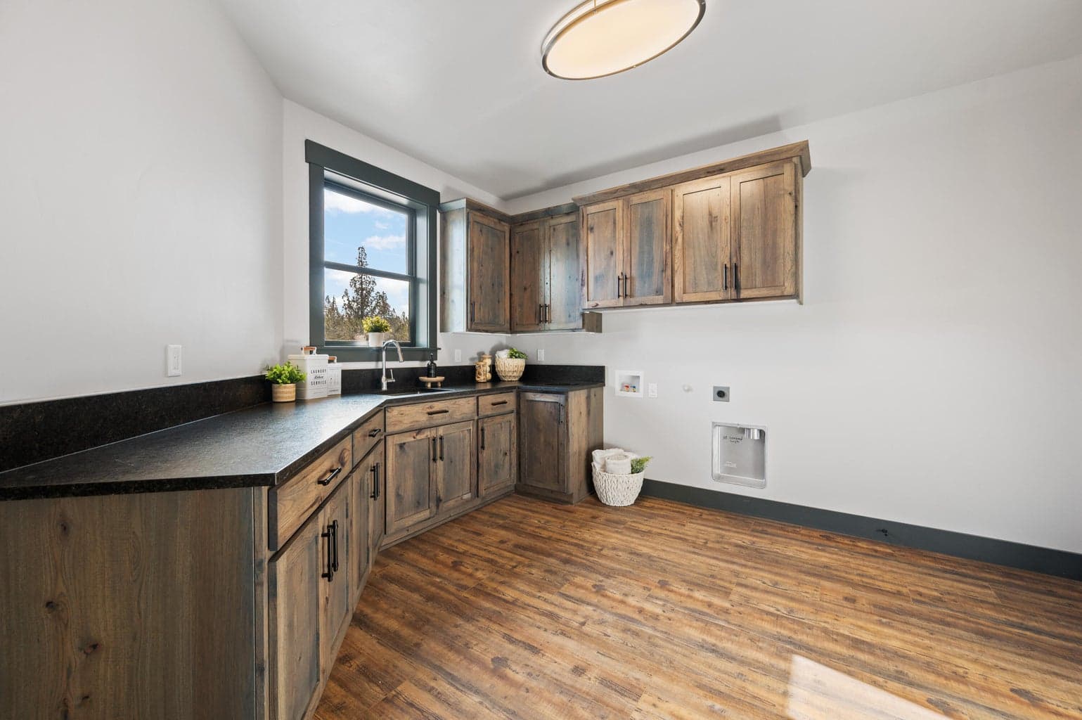 Photo of 2502 SE Kennedy Way 46 of 71