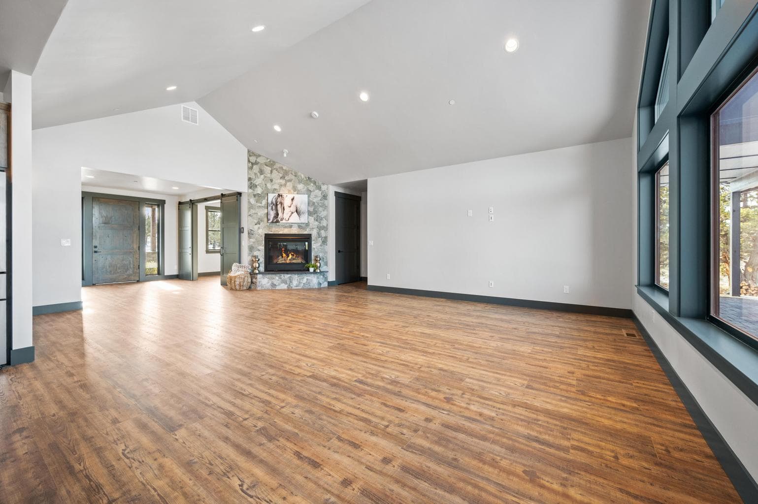 Photo of 2502 SE Kennedy Way 12 of 71