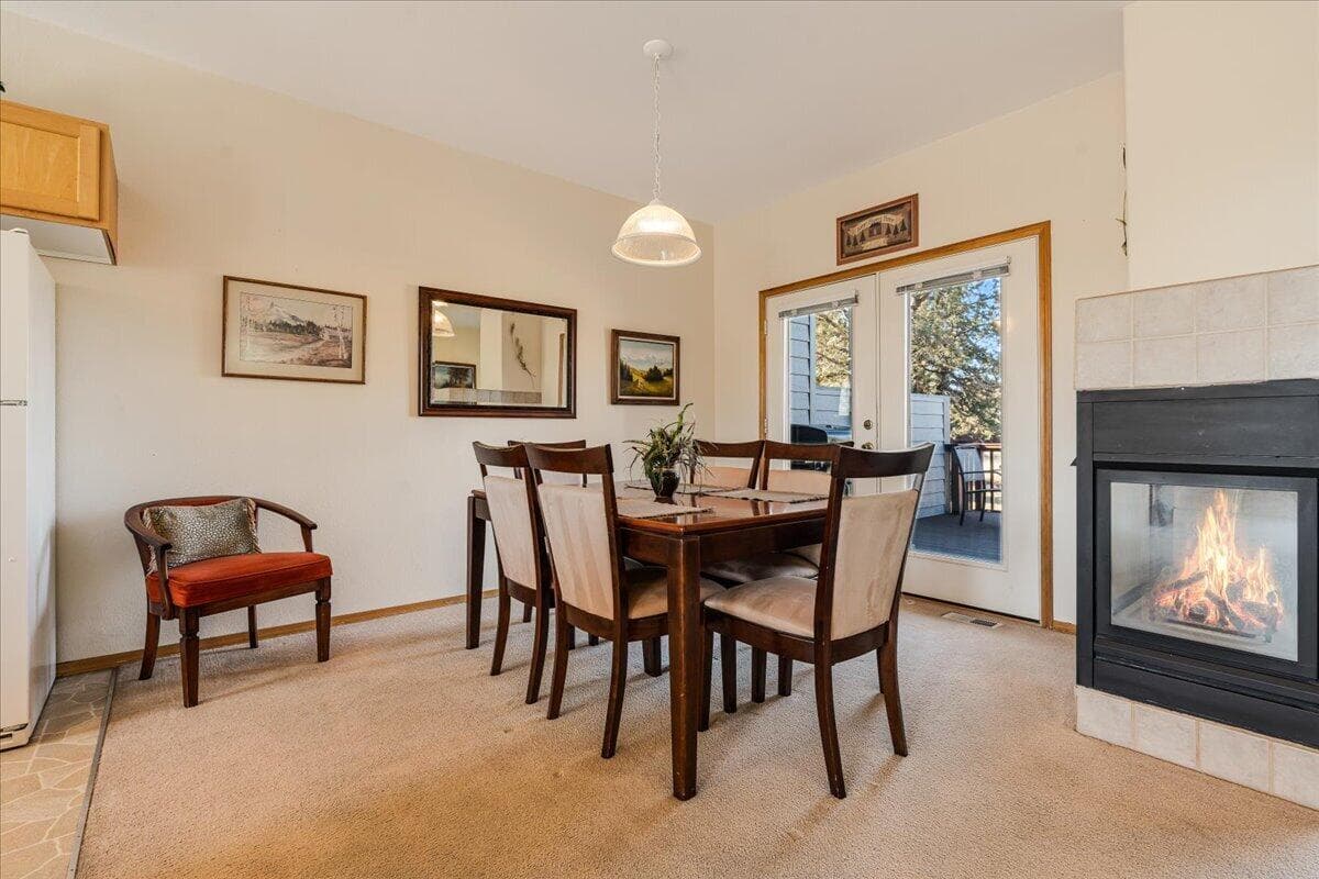 Photo of 1140 Golden Pheasant Drive 13 of 29