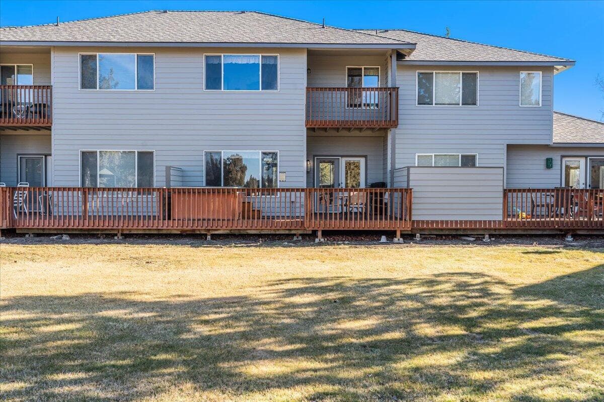 Photo of 1140 Golden Pheasant Drive 23 of 29