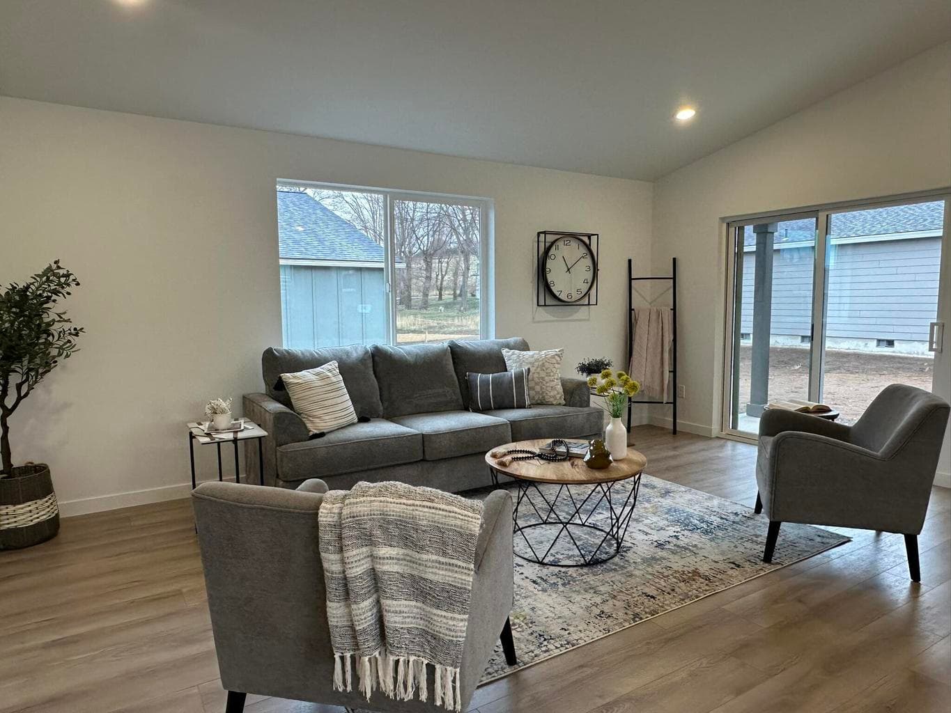 Photos of similar home. Actual finishes may vary
