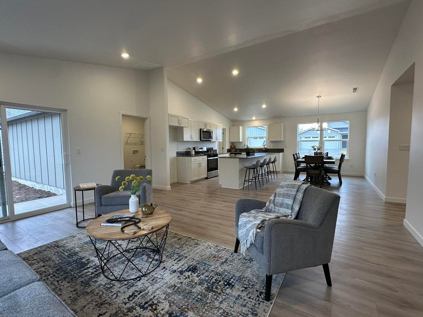 Photos of similar home. Actual finishes may vary