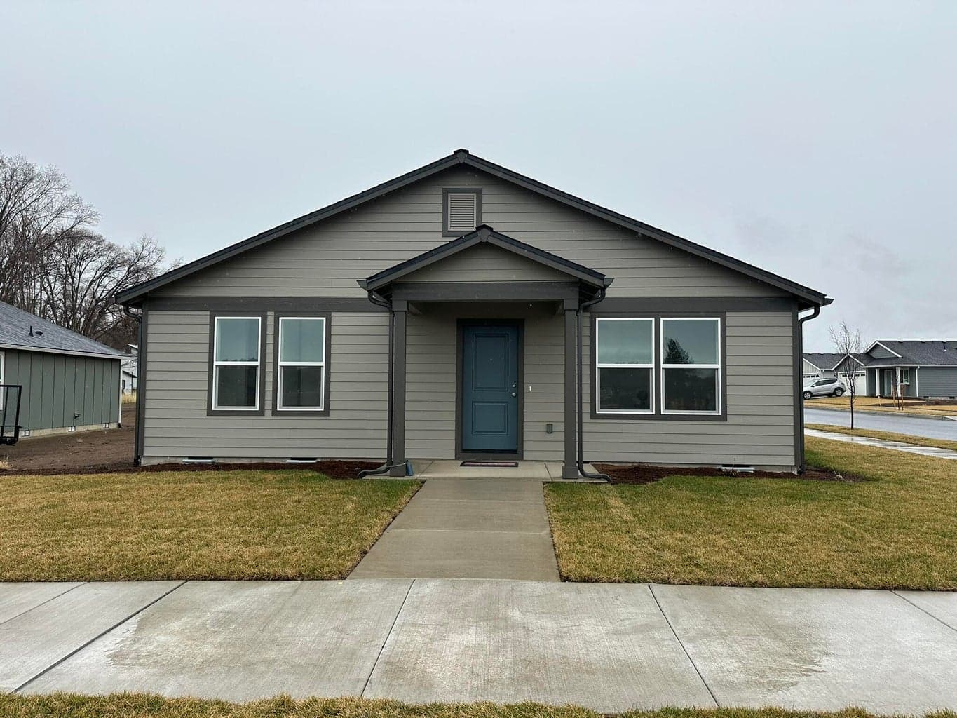 Photo of 652 McCampbell 1 of 19