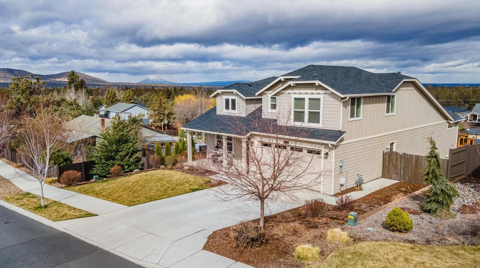 Photo of 4645 SW Umatilla Avenue 6 of 51