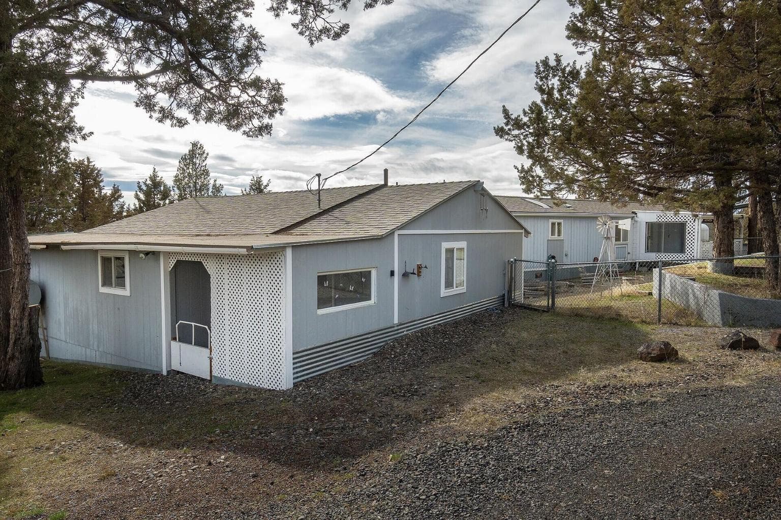 Photo of 12040 Juniper Canyon 4 of 34
