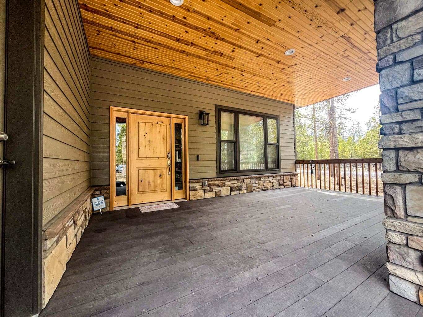 Photo of 12404 Beechwood Drive 2 of 39