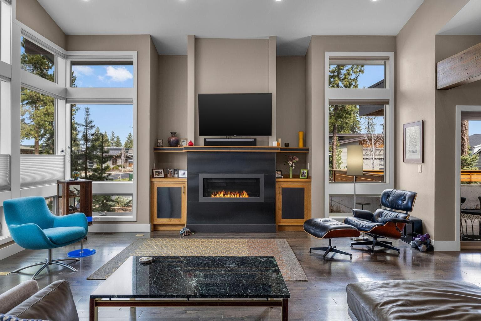 Photo of 62636 NW Mt Thielsen Drive 9 of 73