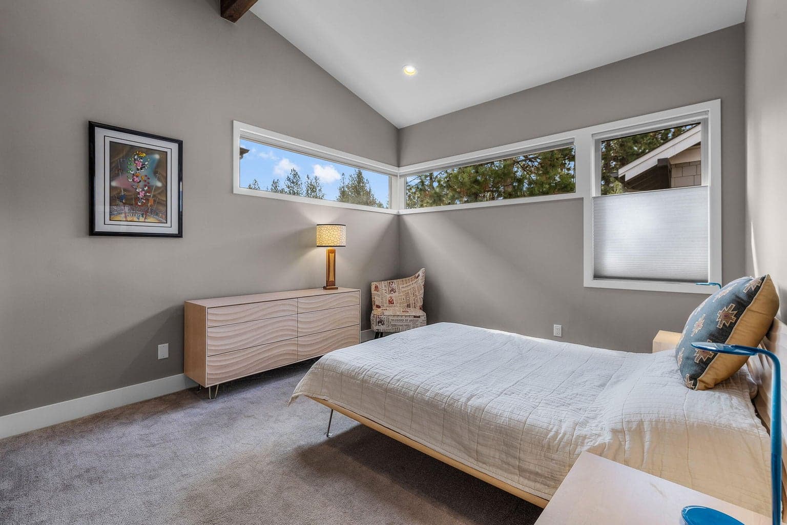 Photo of 62636 NW Mt Thielsen Drive 42 of 73