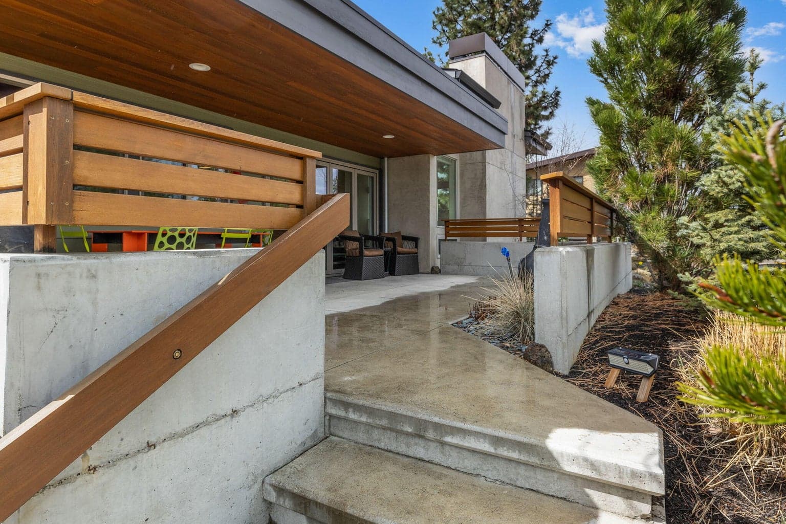 Photo of 62636 NW Mt Thielsen Drive 53 of 73