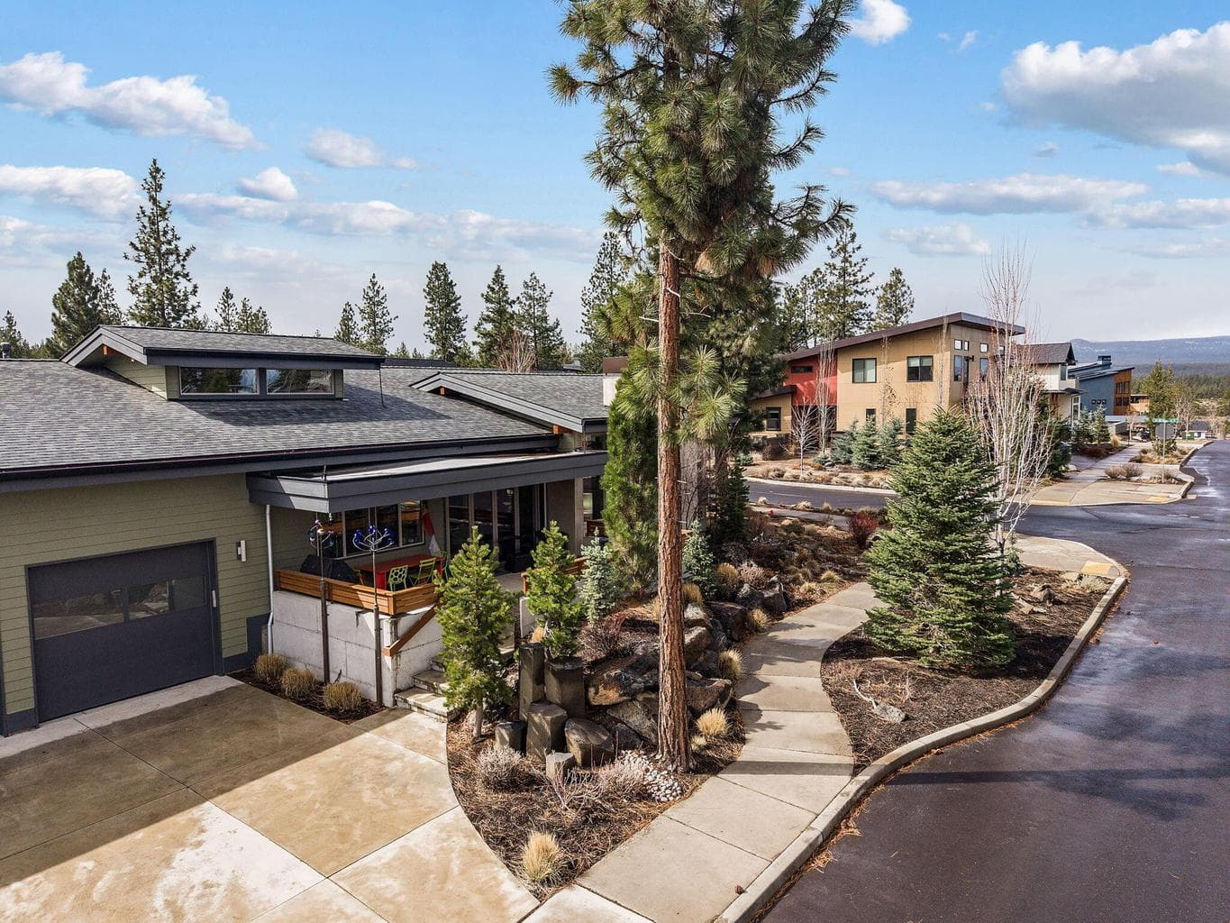 Photo of 62636 NW Mt Thielsen Drive 65 of 73