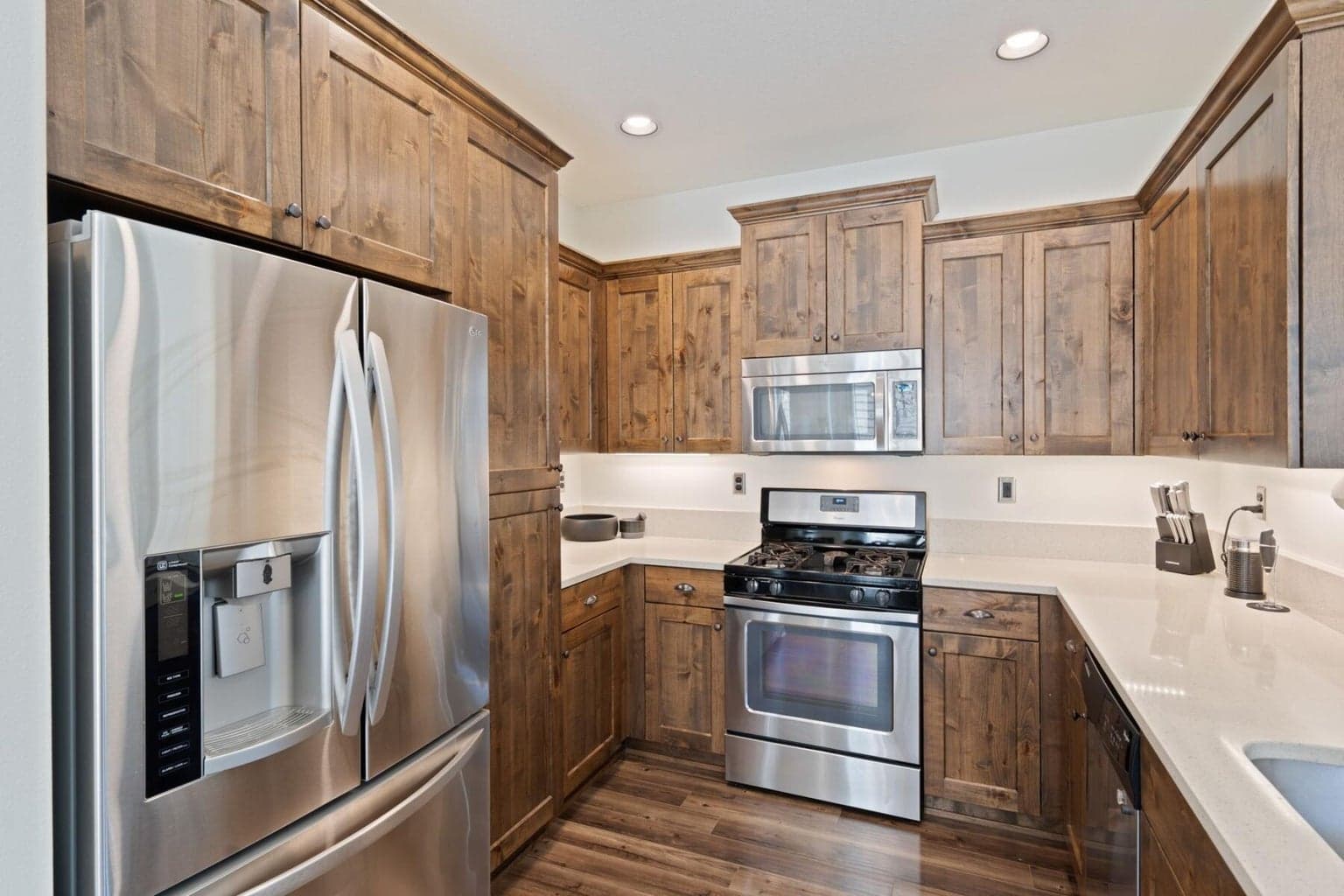 Photo of 20250 Narnia Place 7 of 32