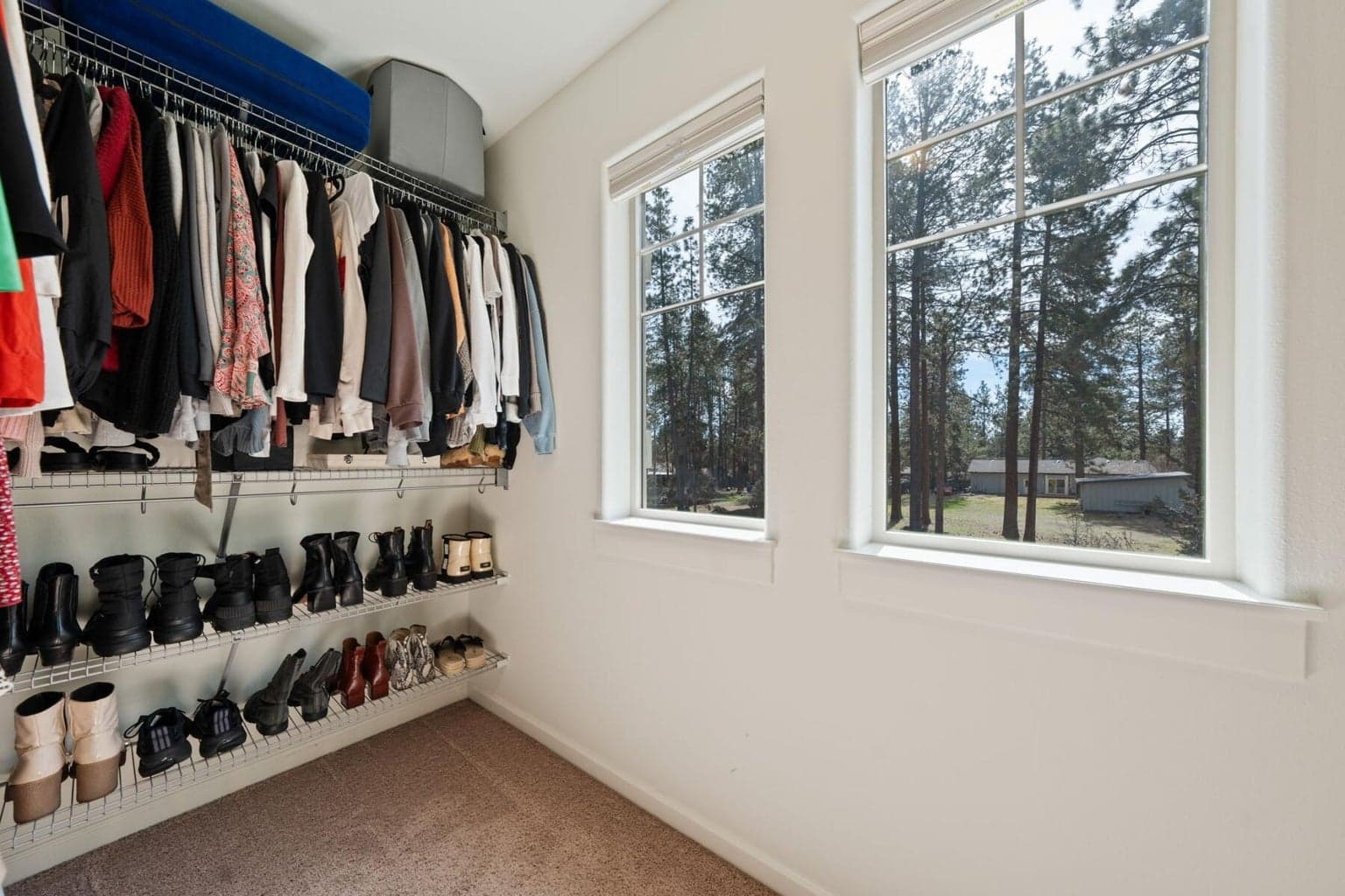 Photo of 20250 Narnia Place 16 of 32
