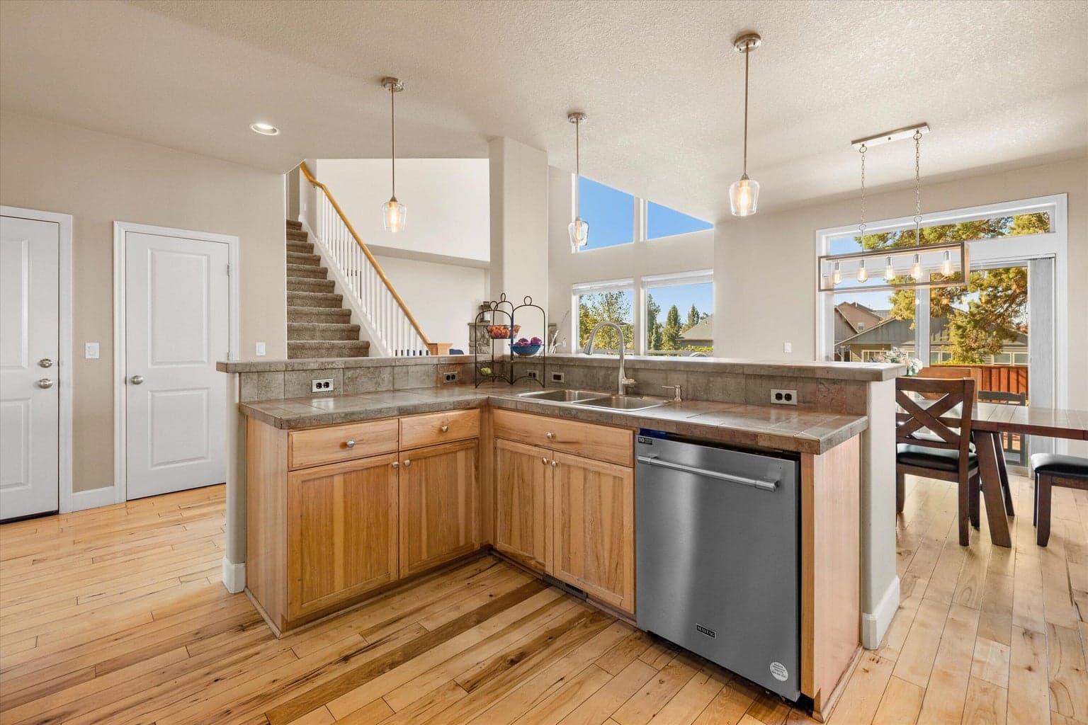 Photo of 737 NW 28th Street 12 of 50