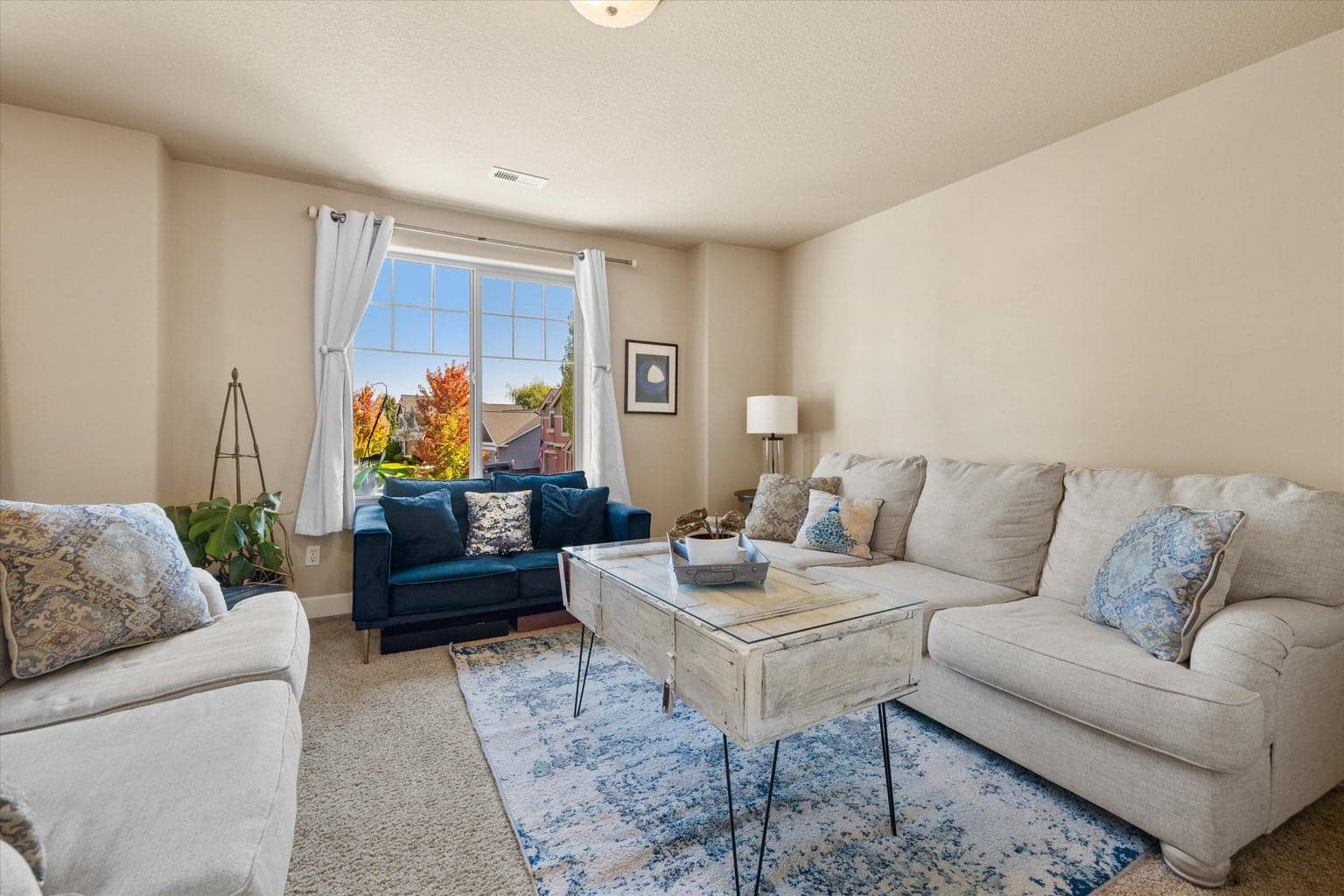 Photo of 737 NW 28th Street 25 of 50