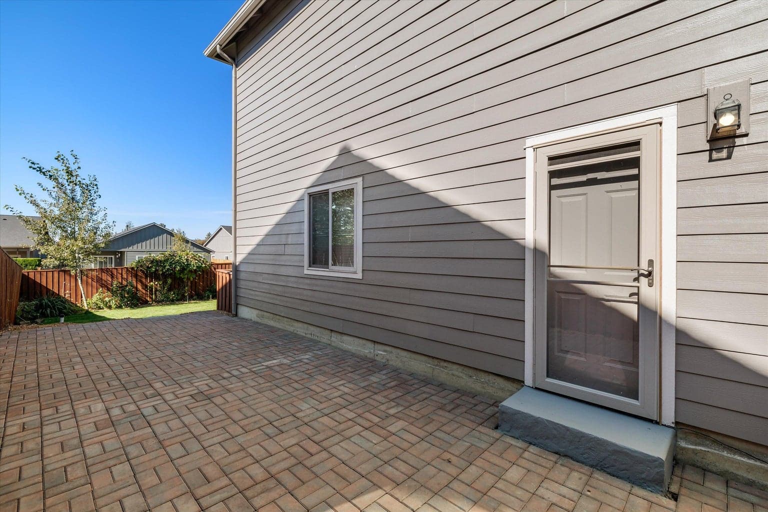 Photo of 737 NW 28th Street 41 of 50