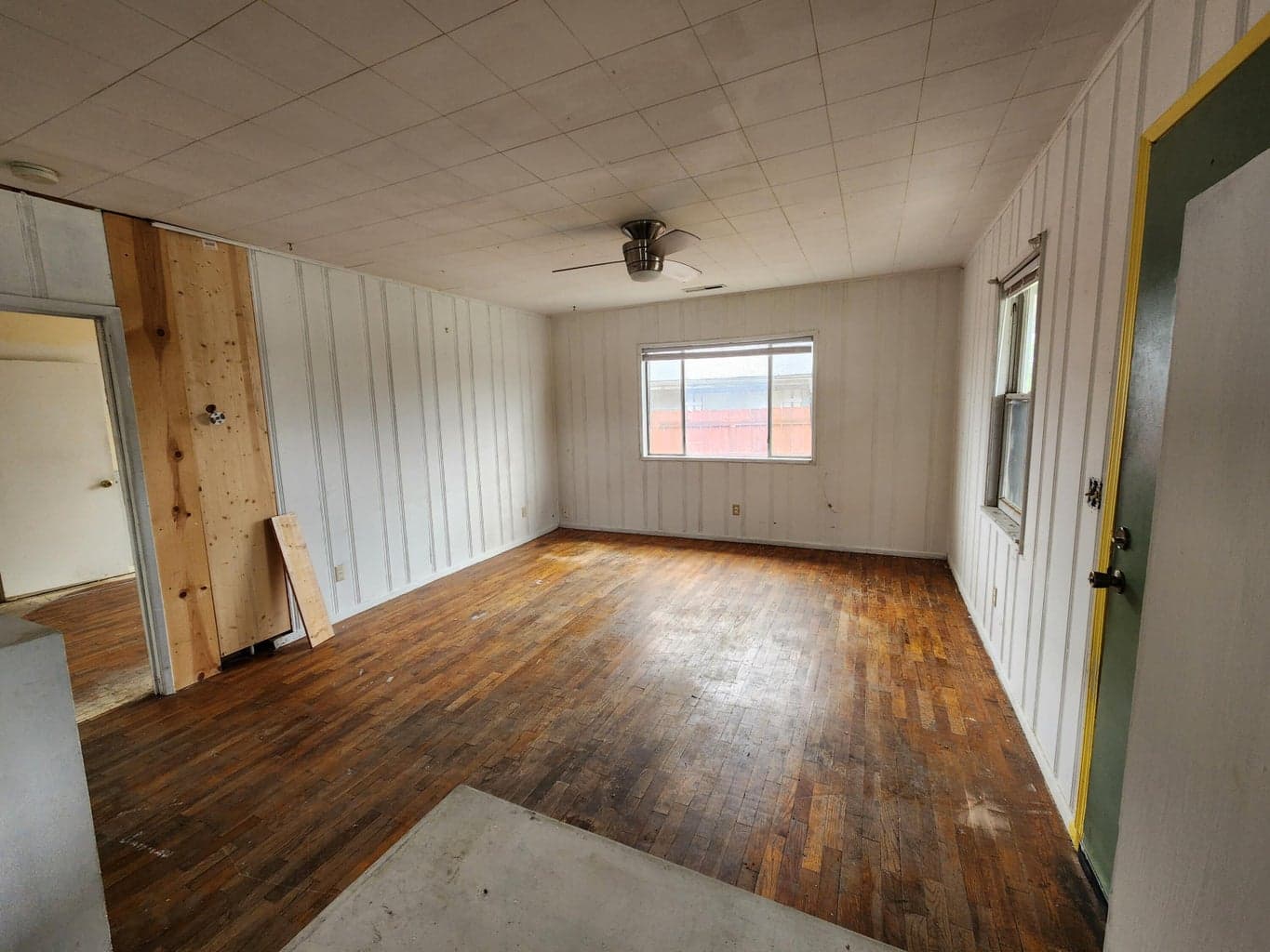 Photo of 814 2nd 2 of 15