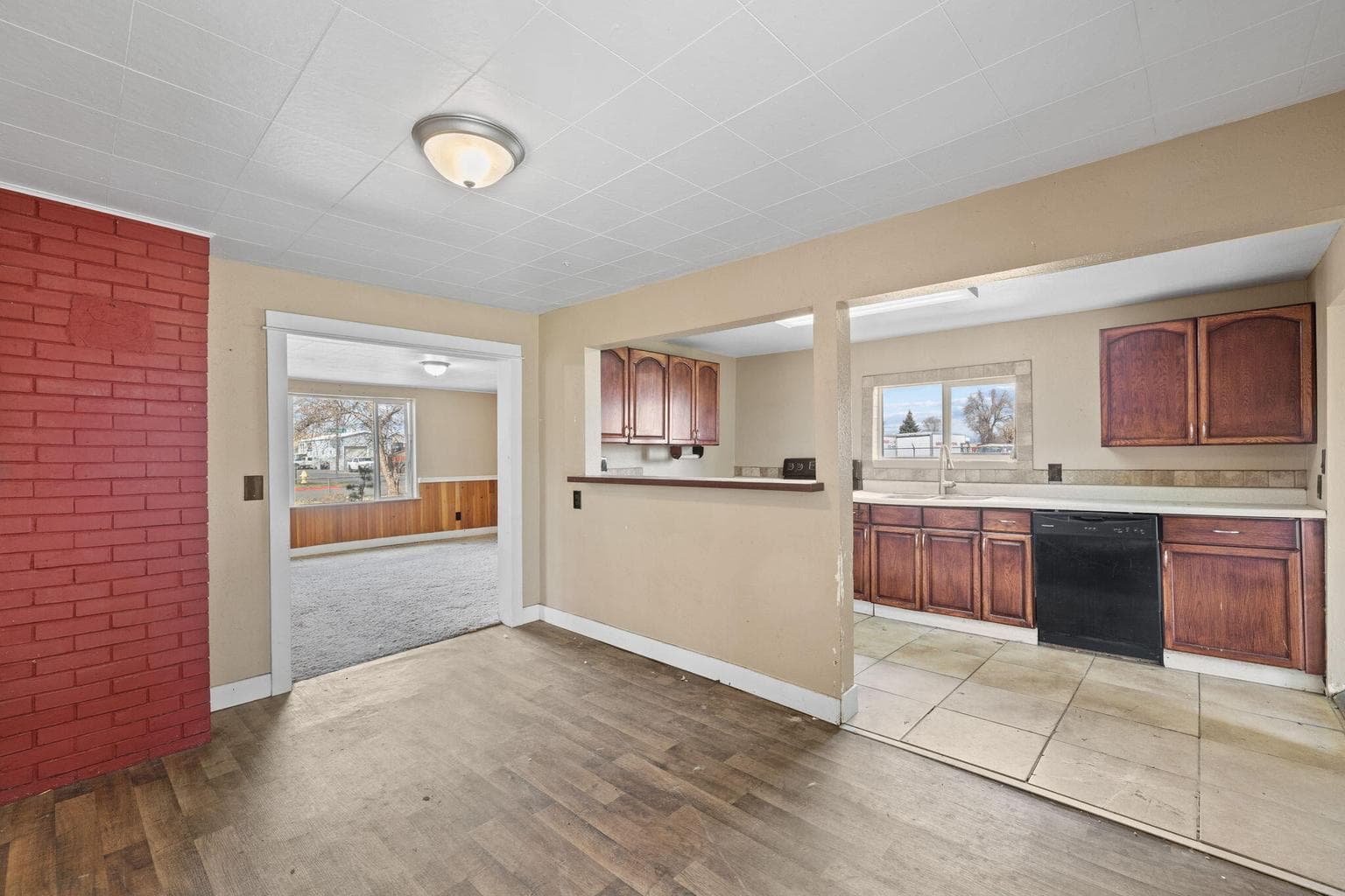 Photo of 210 SE Jackson Street 8 of 26