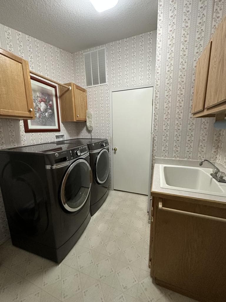 Laundry From Garage Door to back door