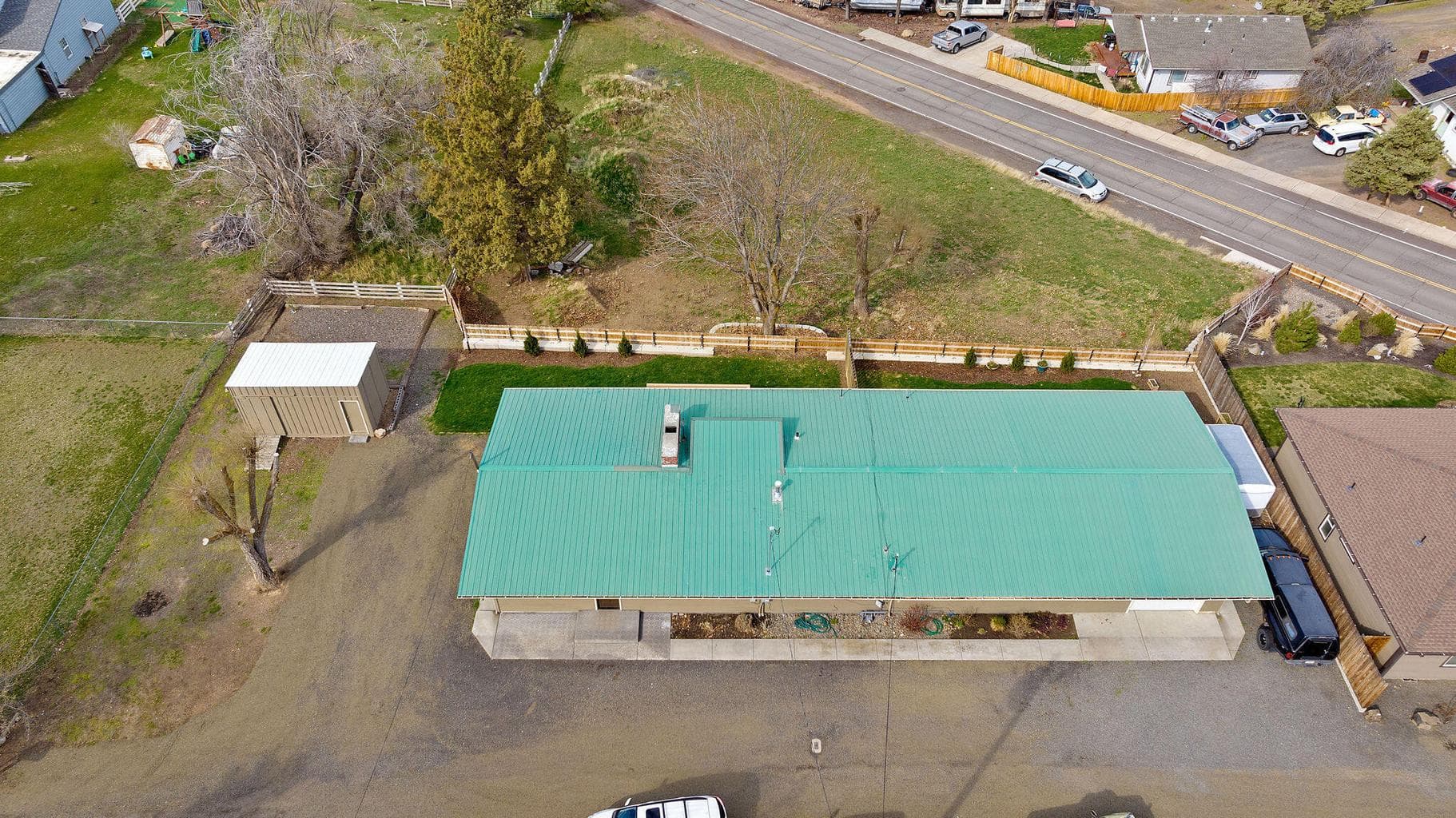 Photo of 76 SE Hoff Lane 38 of 40
