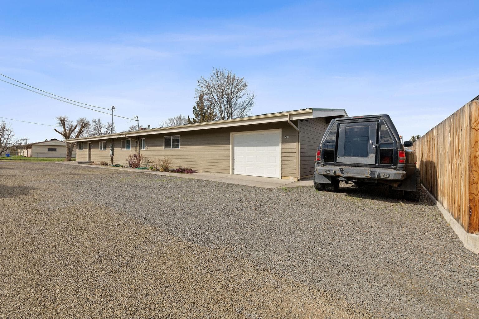 Photo of 76 SE Hoff Lane 21 of 40