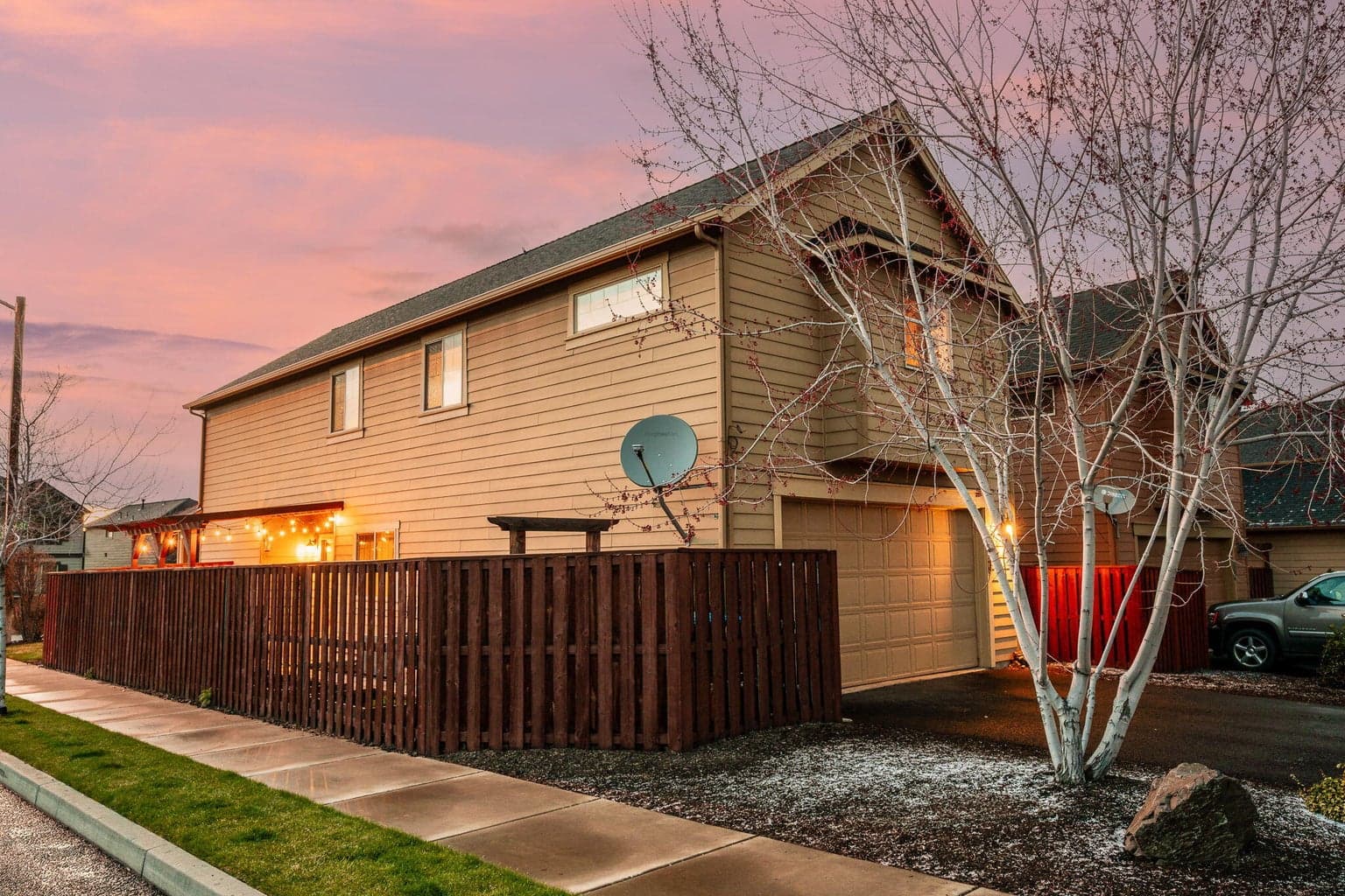 Photo of 1290 Carson 3 of 49