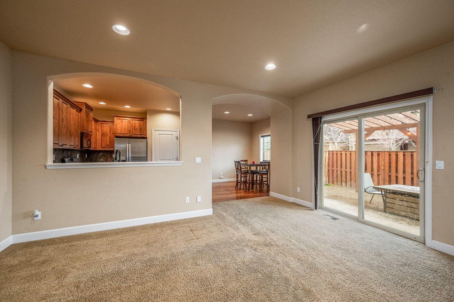Photo of 1290 NE Carson Street 22 of 49