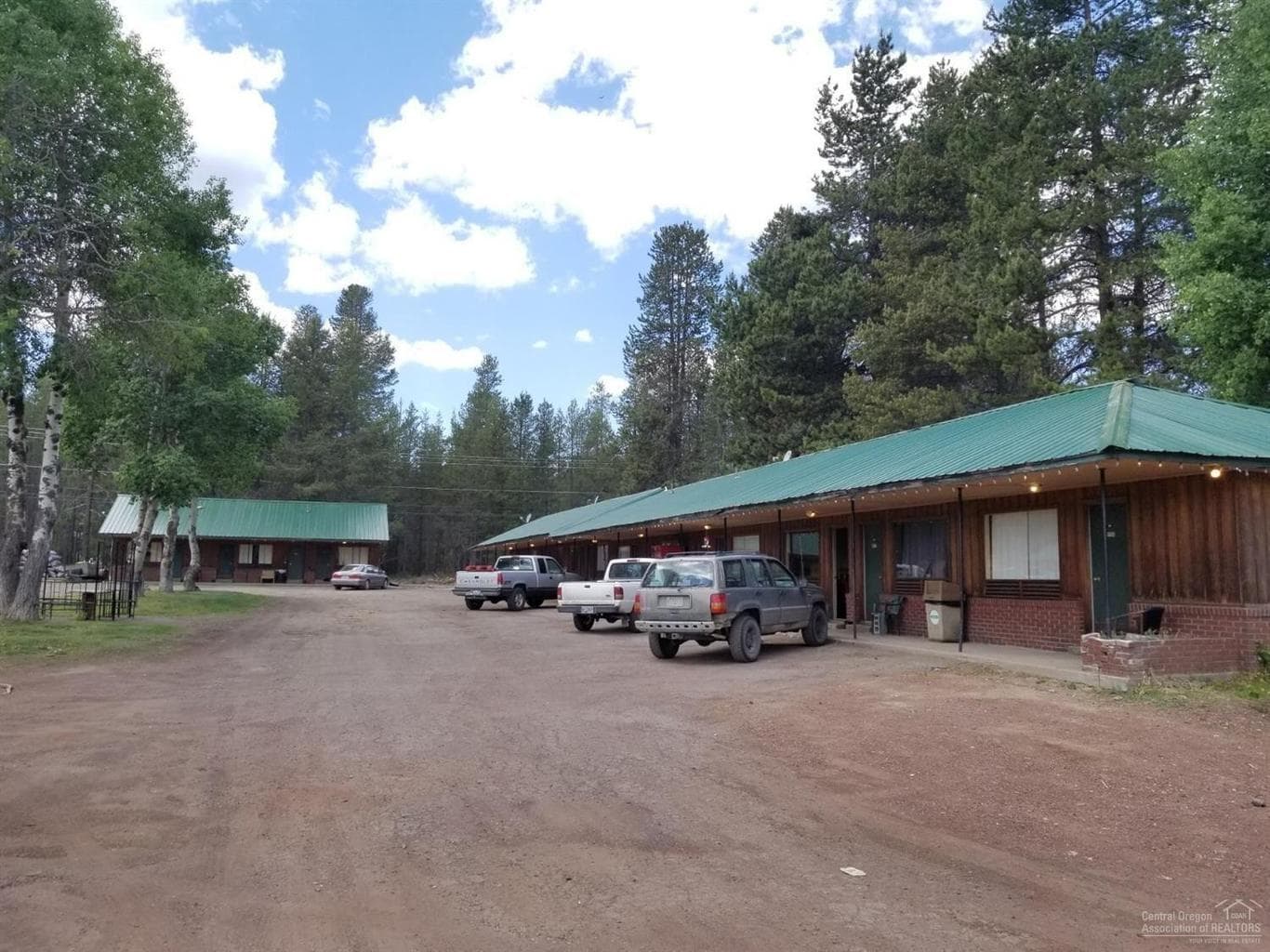 Photo of 109256 Hwy 97 2 of 11