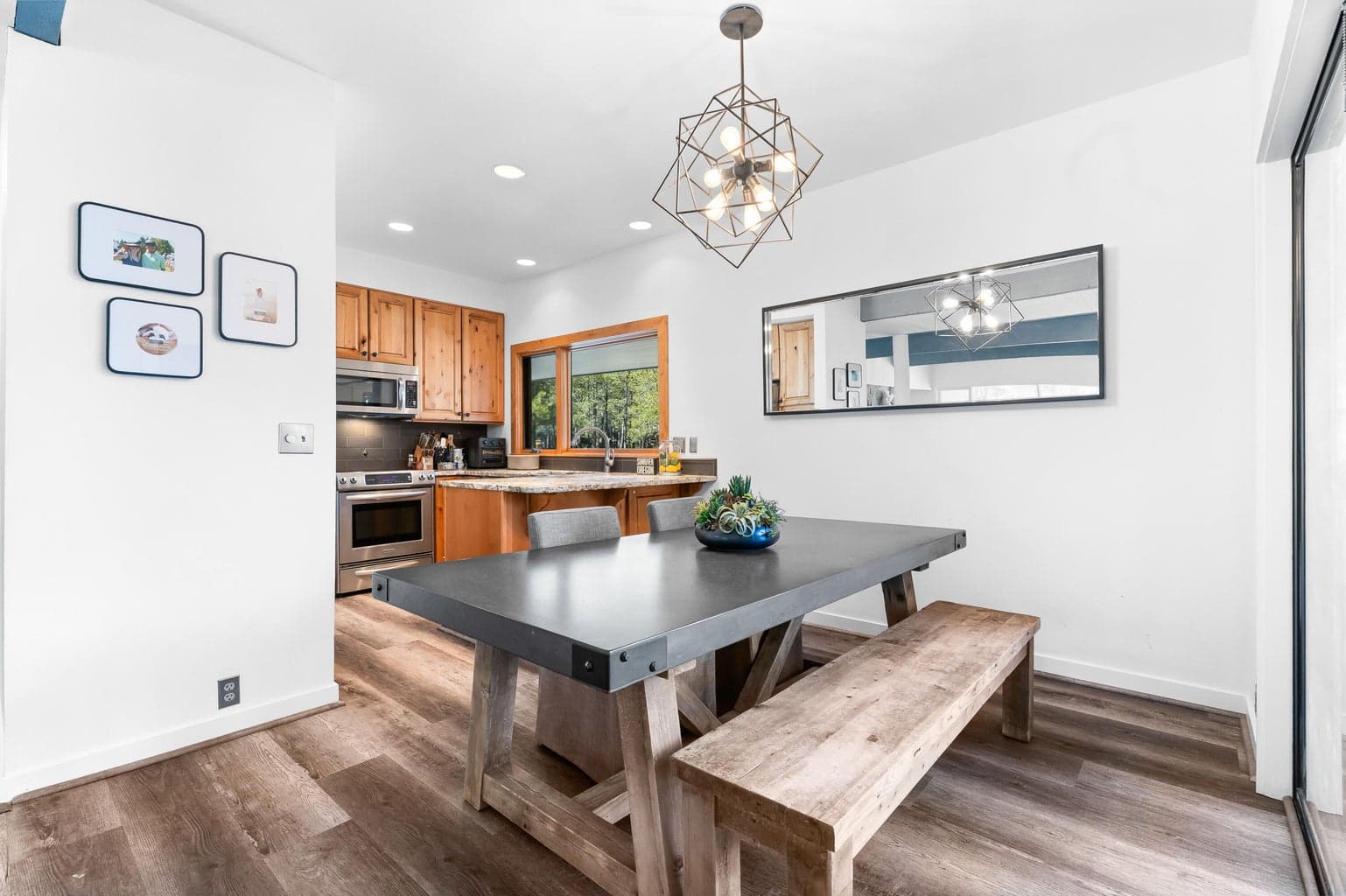 Photo of 17733 Meadow House Court 9 of 25