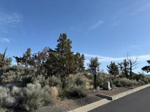 Photo of 1700 SE Kemper Way 8 of 17