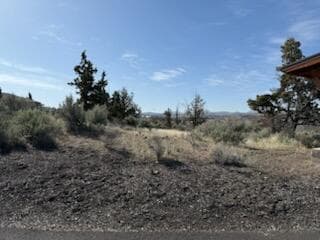 Photo of 1700 SE Kemper Way 13 of 17
