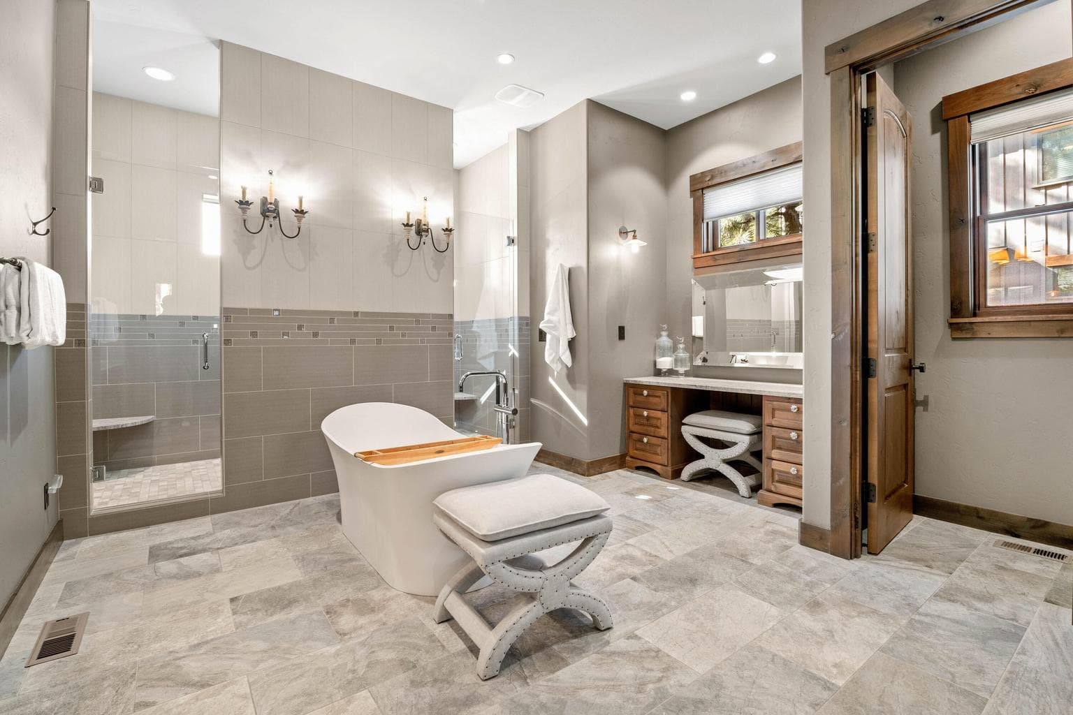 Photo of 56599 Sunstone Loop 27 of 52