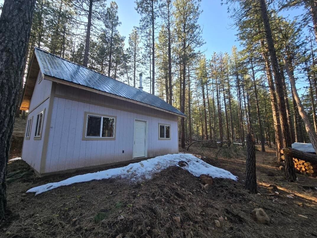 31583 Chicken Hawk, Bonanza, 97623