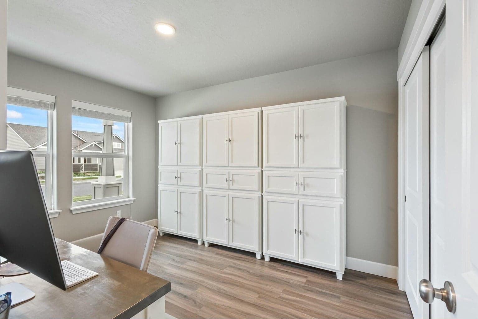 Photo of 1256 NW Golf Course Drive 24 of 48